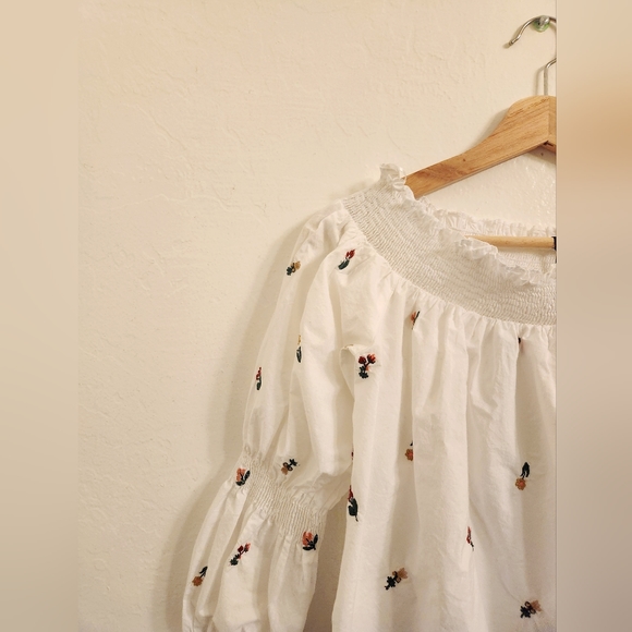 Zara White Floral Off Shoulder Blouse - Picture 3 of 13
